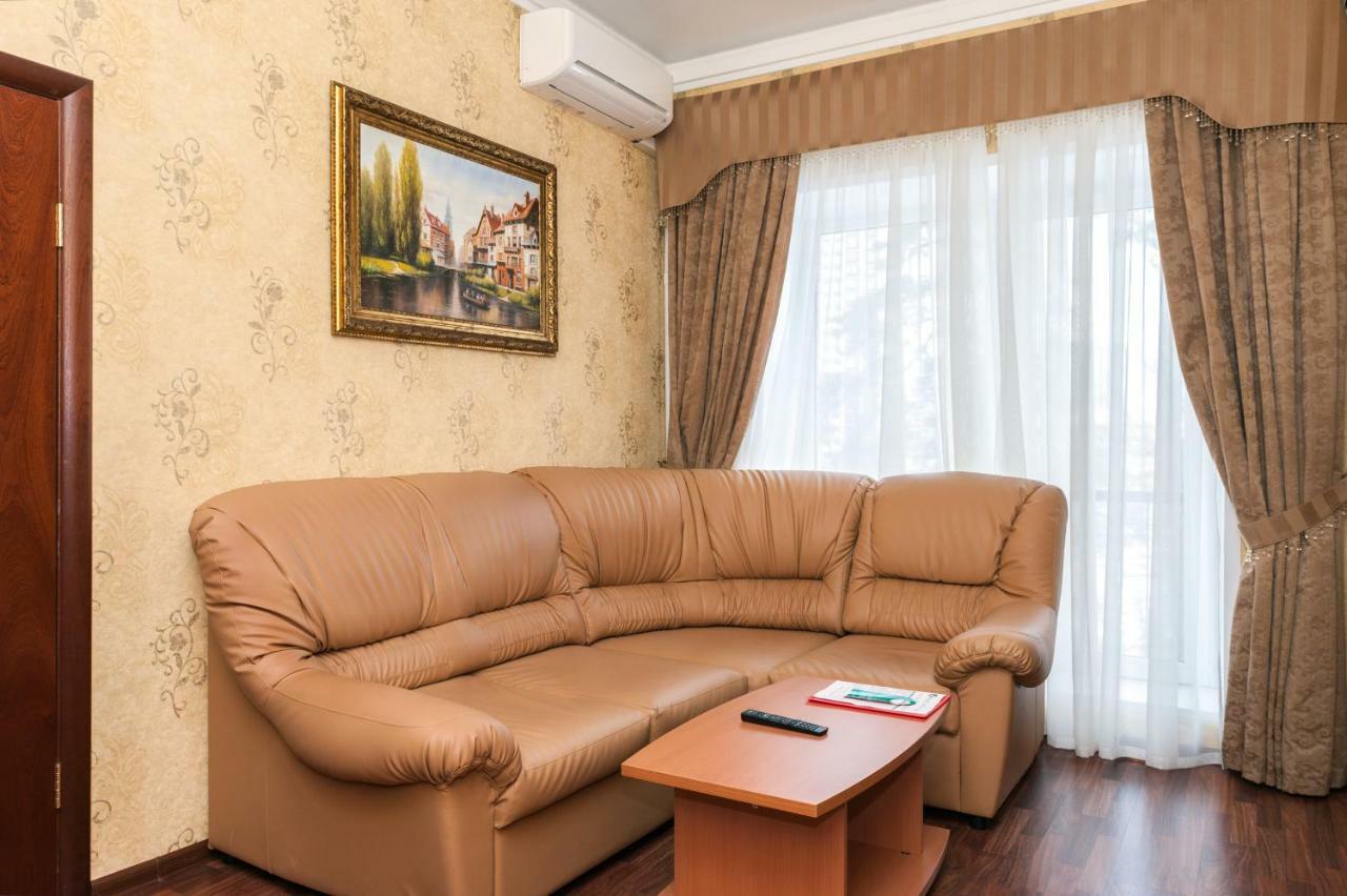 Record Hotel Zelenograd Extérieur photo